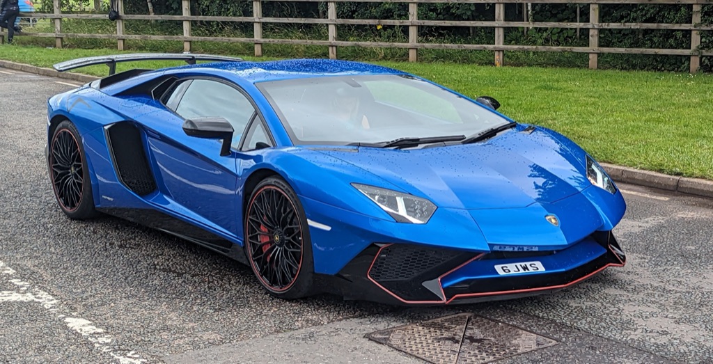 Lamborghini Aventador SVJ