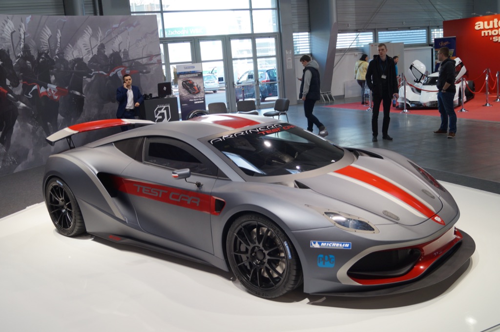 Arrinera Hussarya GT