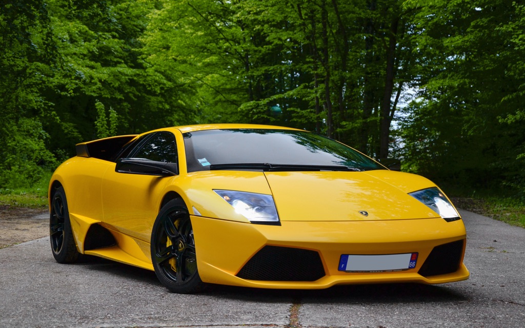 Lamborghini Murciélago LP 670