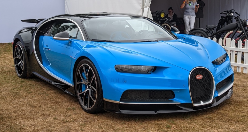 Bugatti Chiron Super Sport 300+